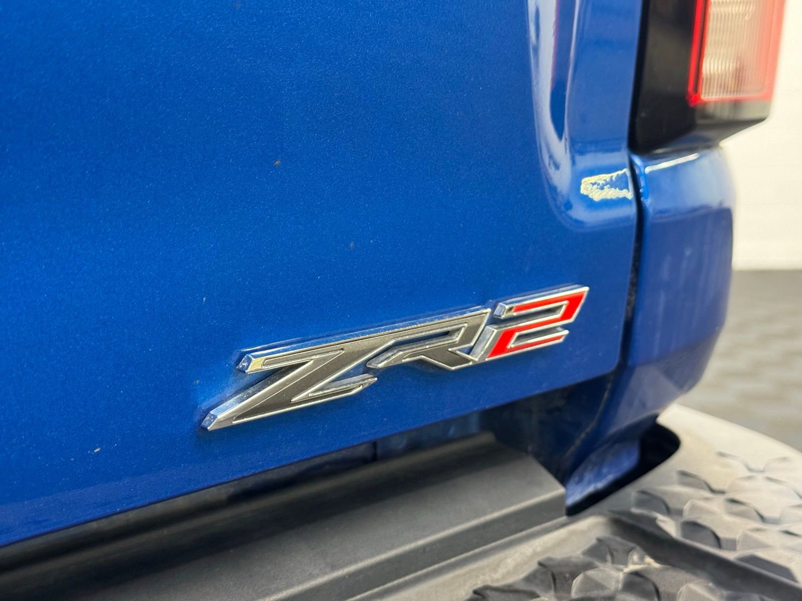 Used 2024 Chevrolet Colorado ZR2 w/ Technology Package image 7