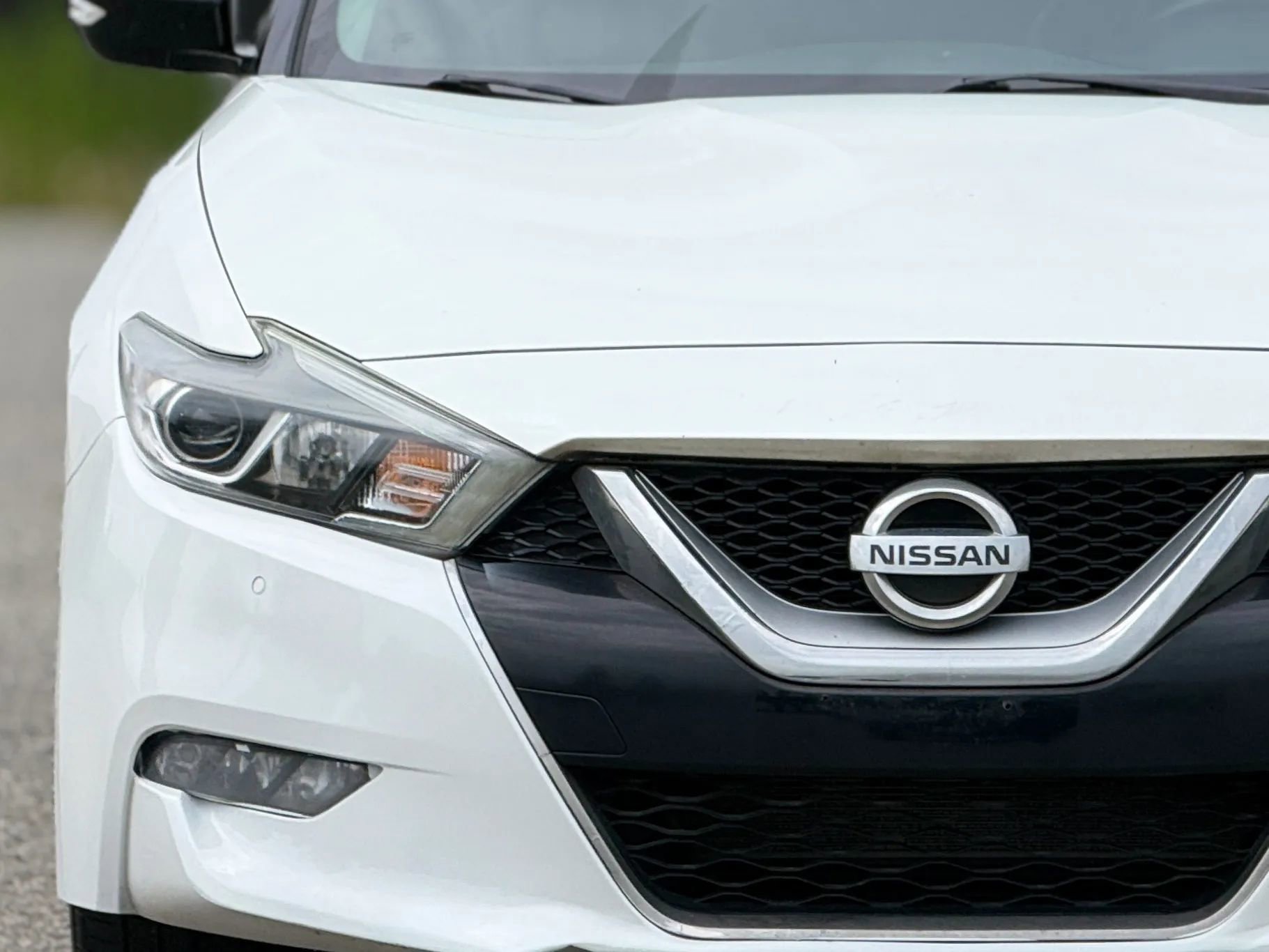 Used 2016 Nissan Maxima SR w/ Midnight Edition FWD image 11