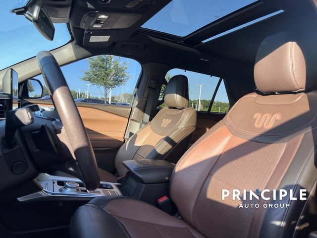Used 2021 Ford Explorer King Ranch w/ Premium Technology Package RWD image 16