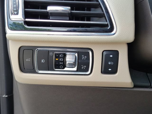 Certified 2022 Lincoln Navigator L Reserve RWD image 14