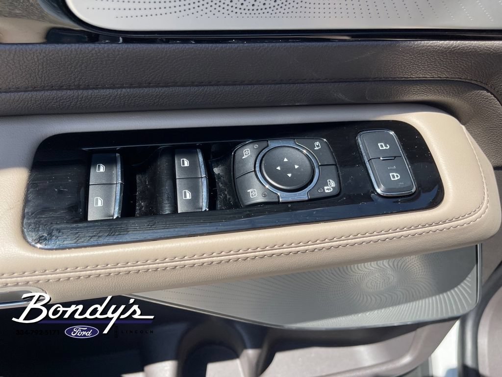 Used 2024 Lincoln Aviator Reserve w/ Equipment Group 201A AWD/4WD image 8