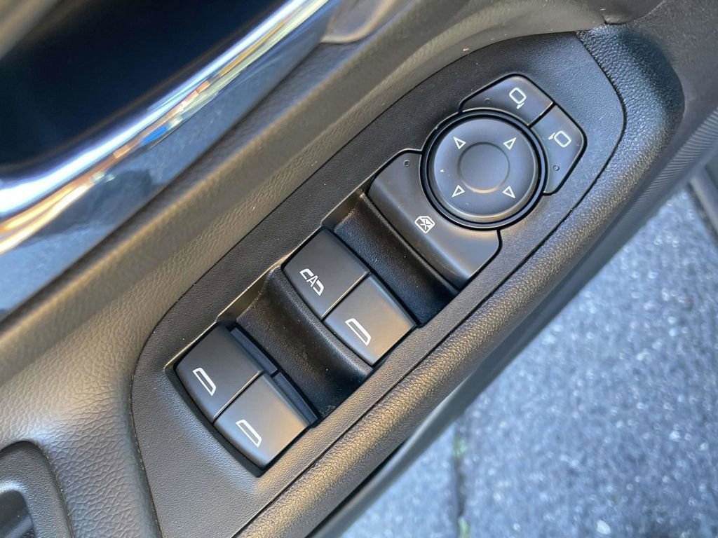 Used 2022 Chevrolet Equinox LT image 28