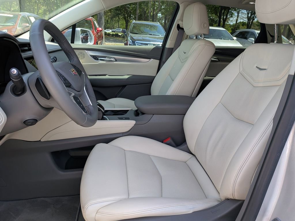 Used 2019 Cadillac XT5 Luxury image 32