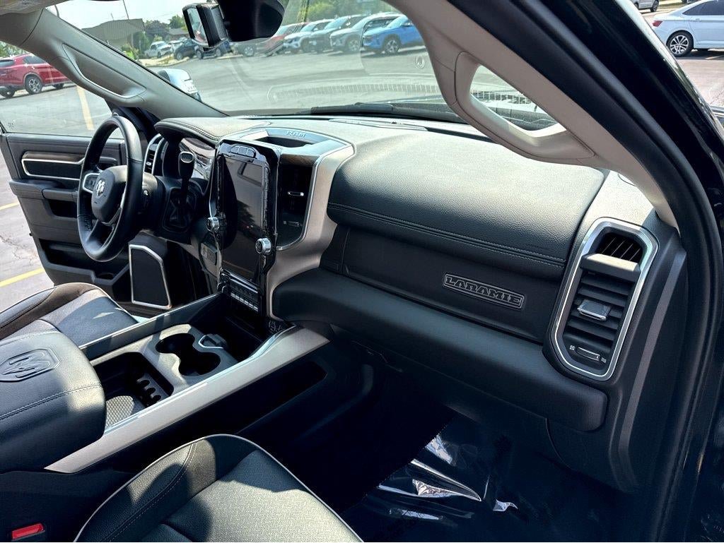 Used 2024 RAM 2500 Laramie AWD/4WD image 30