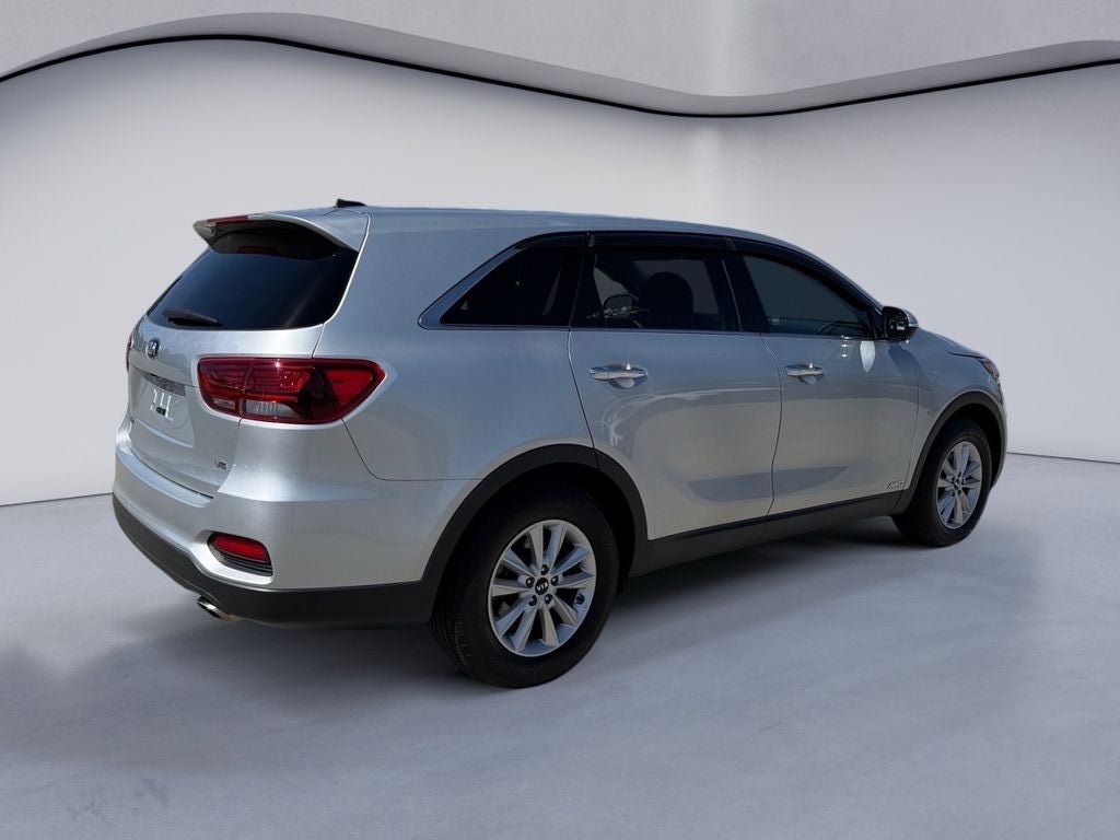 Used 2019 Kia Sorento LX AWD/4WD image 5