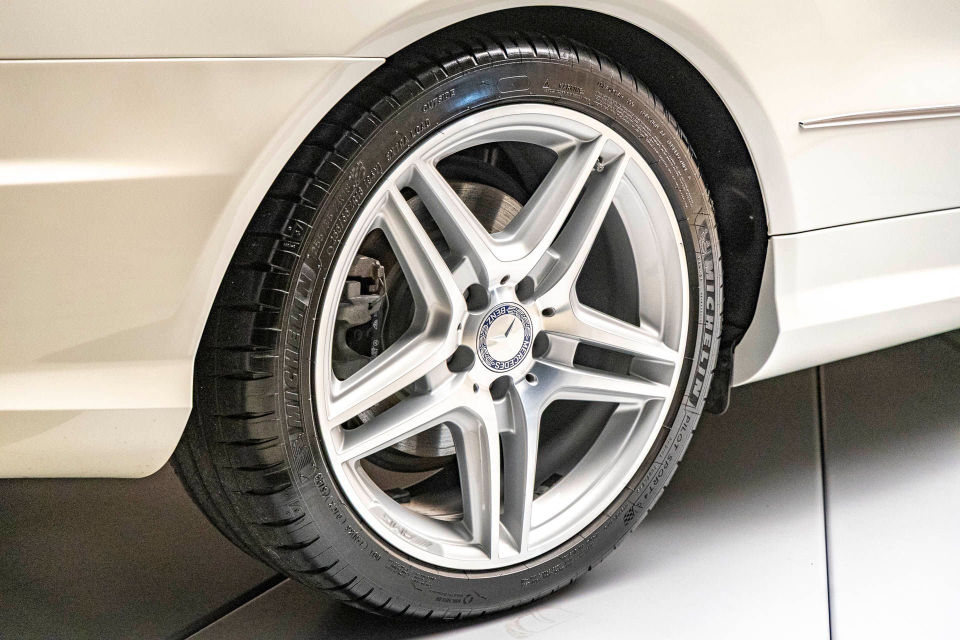 Used 2011 Mercedes-Benz E 550 Cabriolet image 13