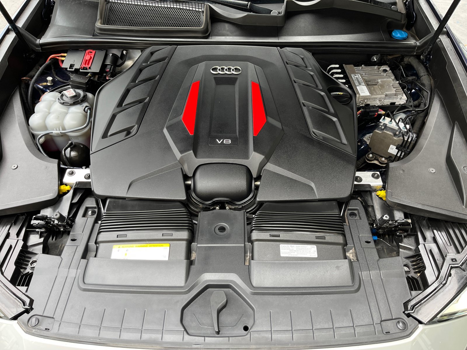 Used 2020 Audi SQ8 Prestige AWD/4WD image 21