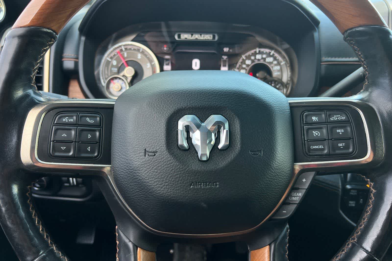 Used 2019 RAM 2500 Longhorn AWD/4WD image 25
