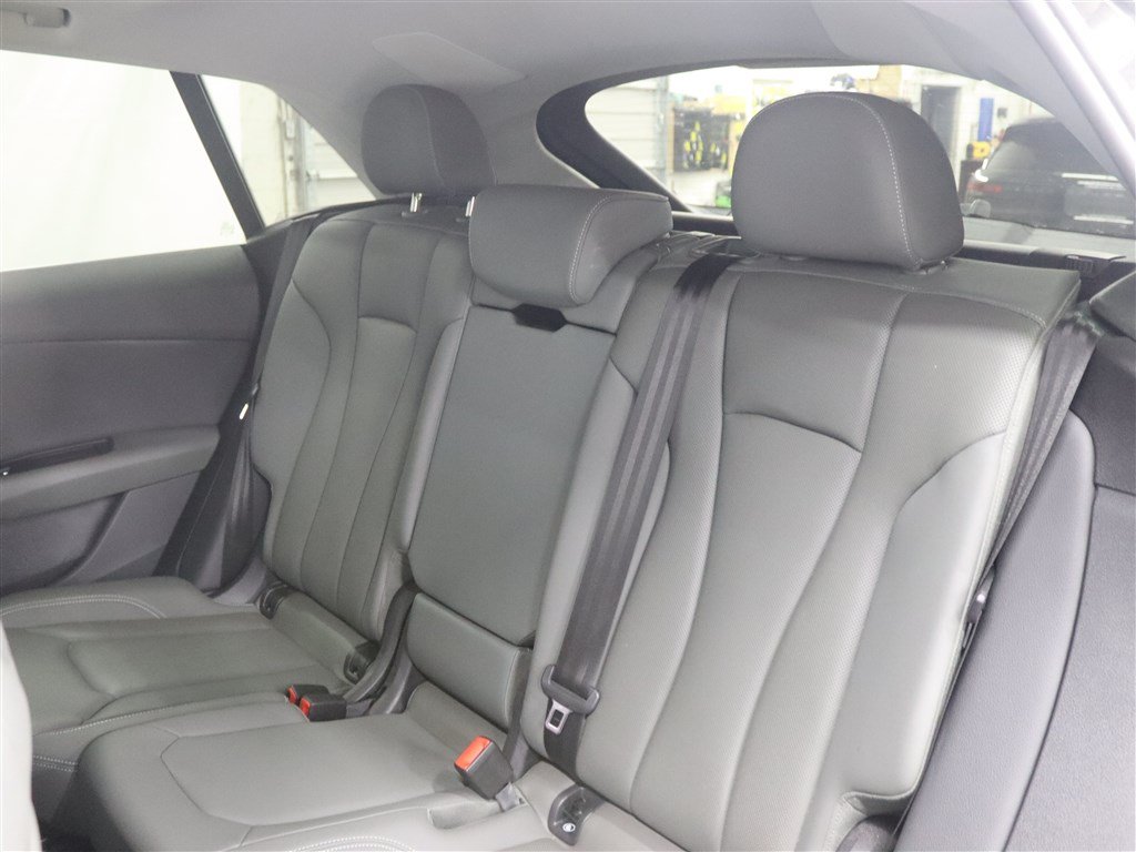 Used 2019 Audi Q8 Premium Plus w/ Premium Plus AWD/4WD image 17