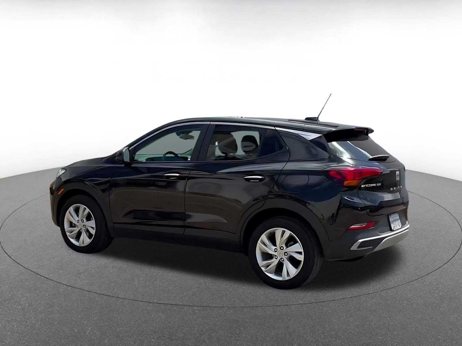 Used 2025 Buick Encore GX Preferred image 10