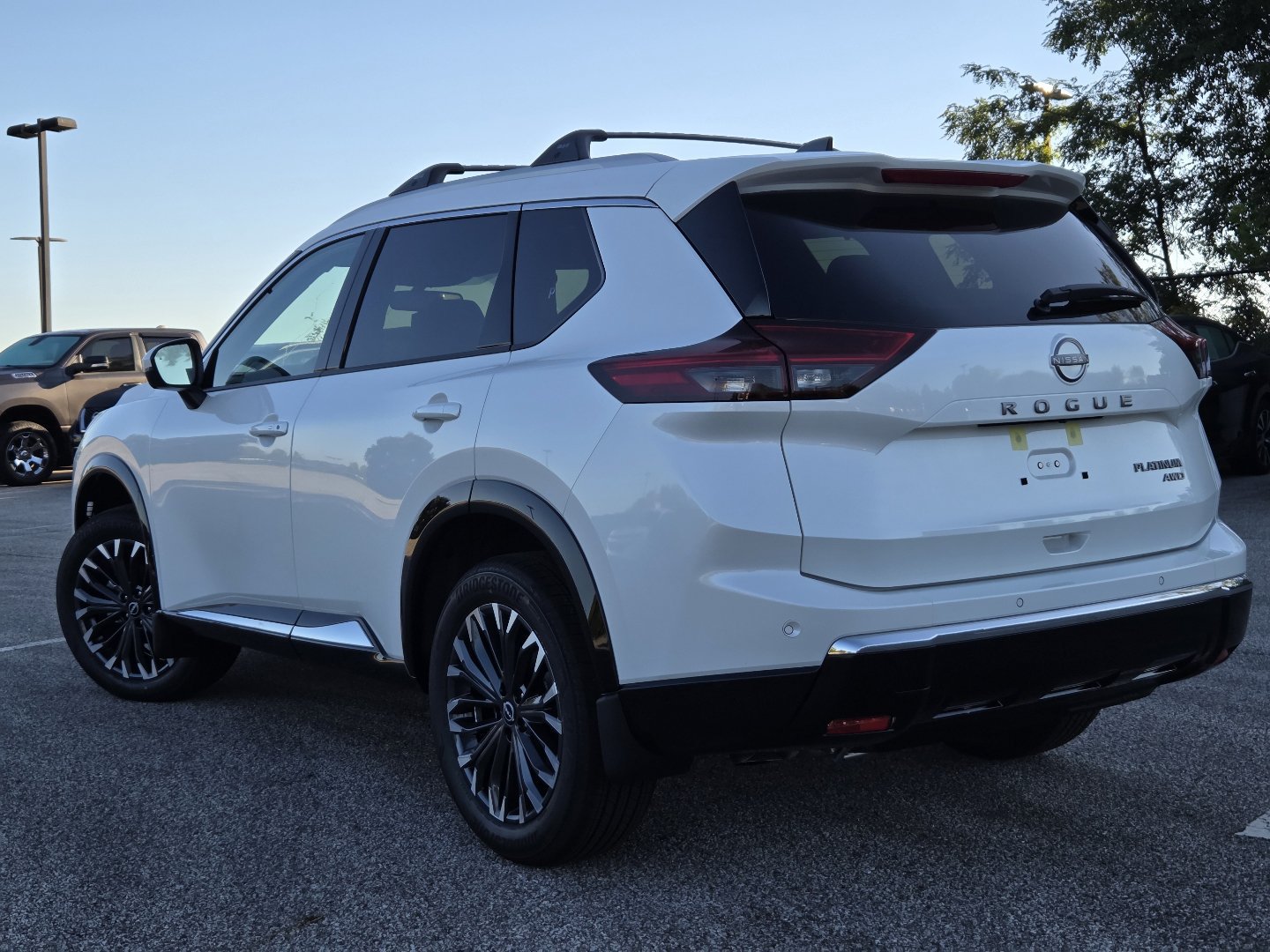 New 2026 Nissan Rogue Platinum w/ Platinum Premium Package AWD/4WD image 18