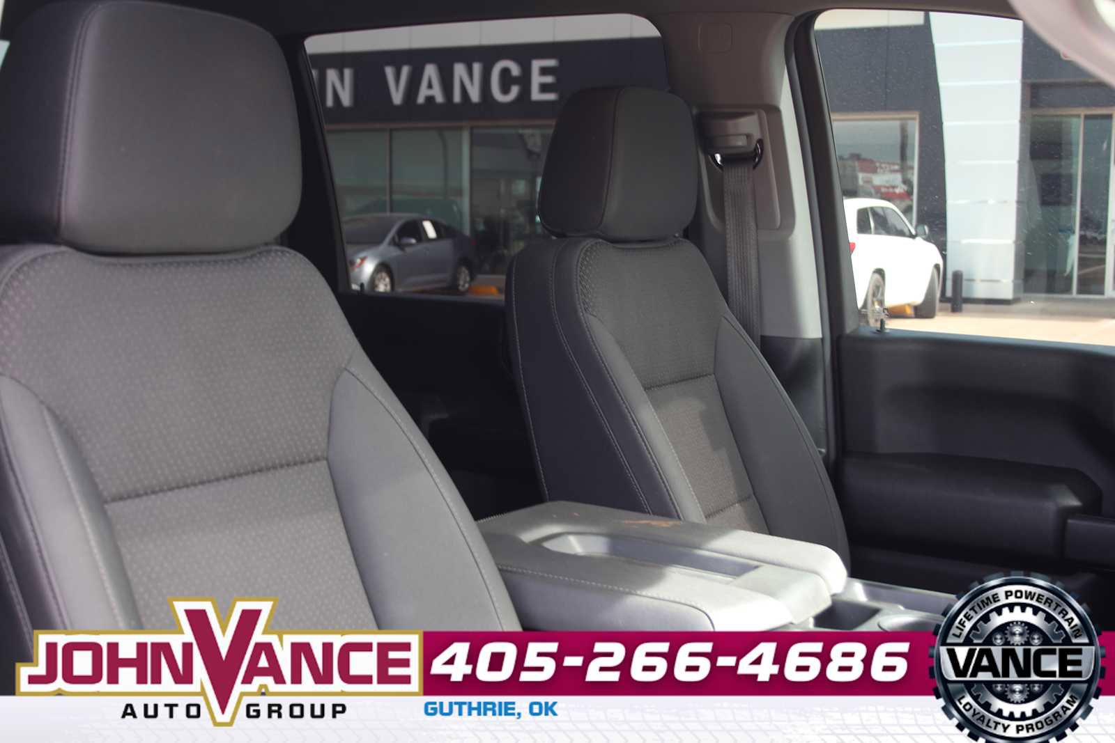 Used 2025 Chevrolet Silverado 2500 Custom image 18