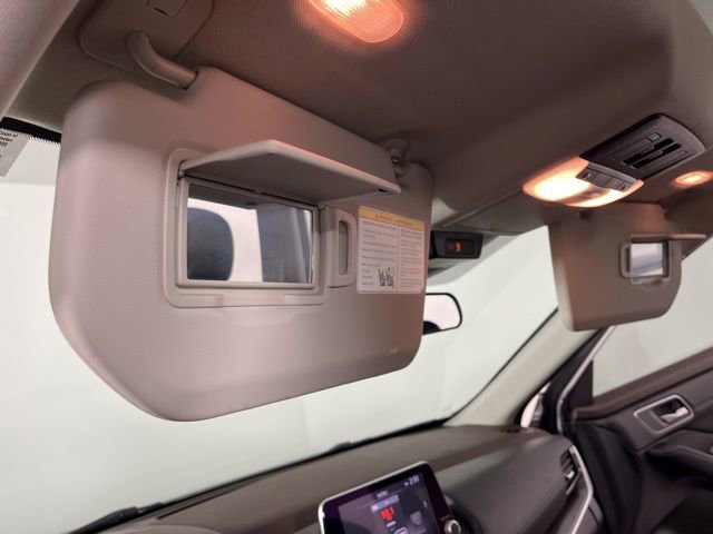 Used 2021 Nissan Rogue SV w/ Premium Package image 37