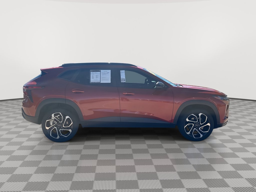 Certified 2024 Chevrolet Trax RS FWD image 13