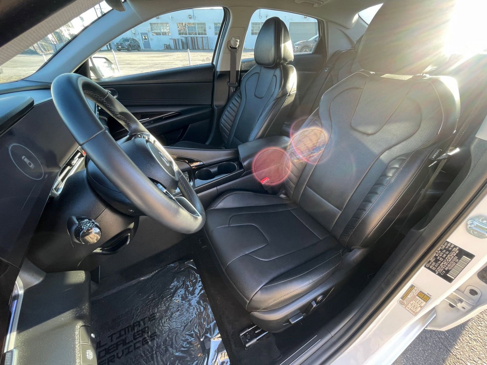 Used 2025 Hyundai Elantra Limited image 41