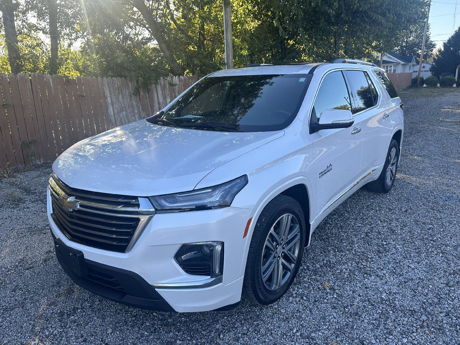 Used 2022 Chevrolet Traverse High Country w/ LPO, Floor Liner Package AWD/4WD image 1