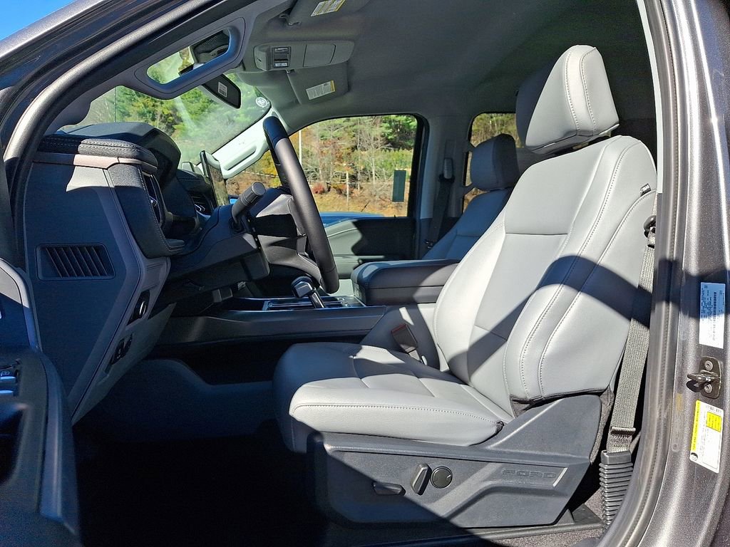 New 2025 Ford F150 Lightning XLT AWD/4WD image 6