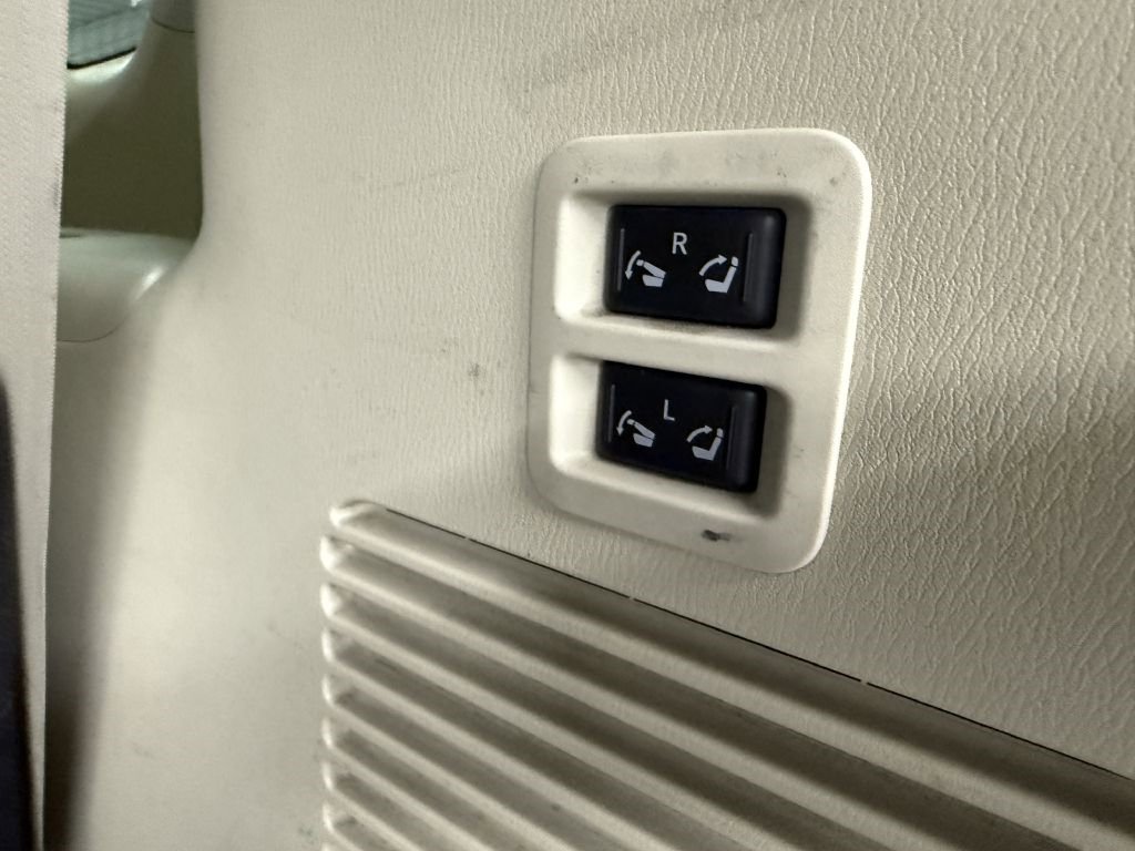 Used 2021 INFINITI QX80 Luxe image 32