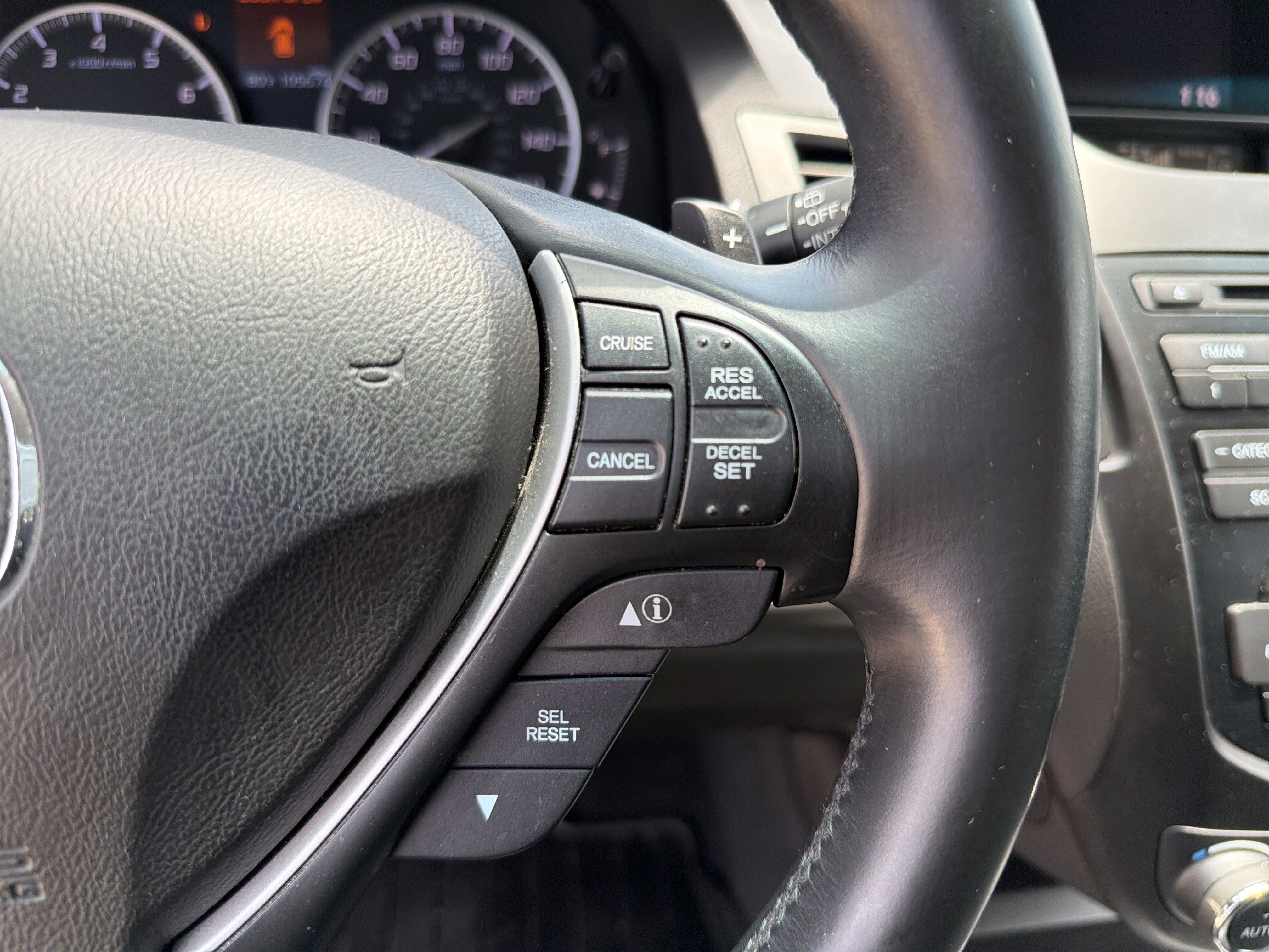 Used 2015 Acura RDX FWD image 14