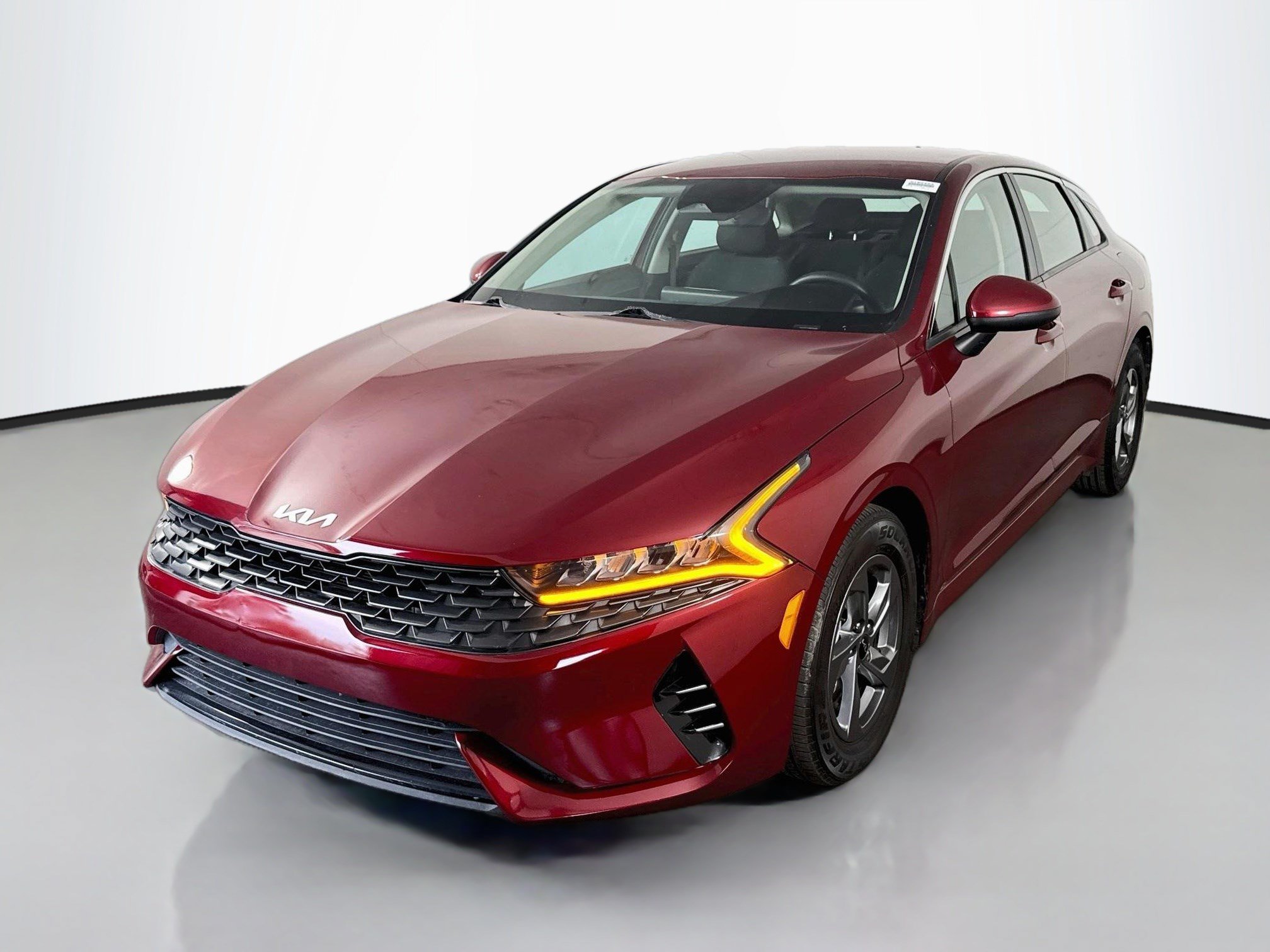Used 2023 Kia K5 LXS FWD image 4