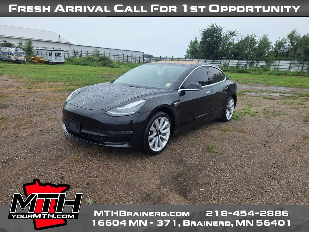 Used 2018 Tesla Model 3 Mid Range RWD image 4