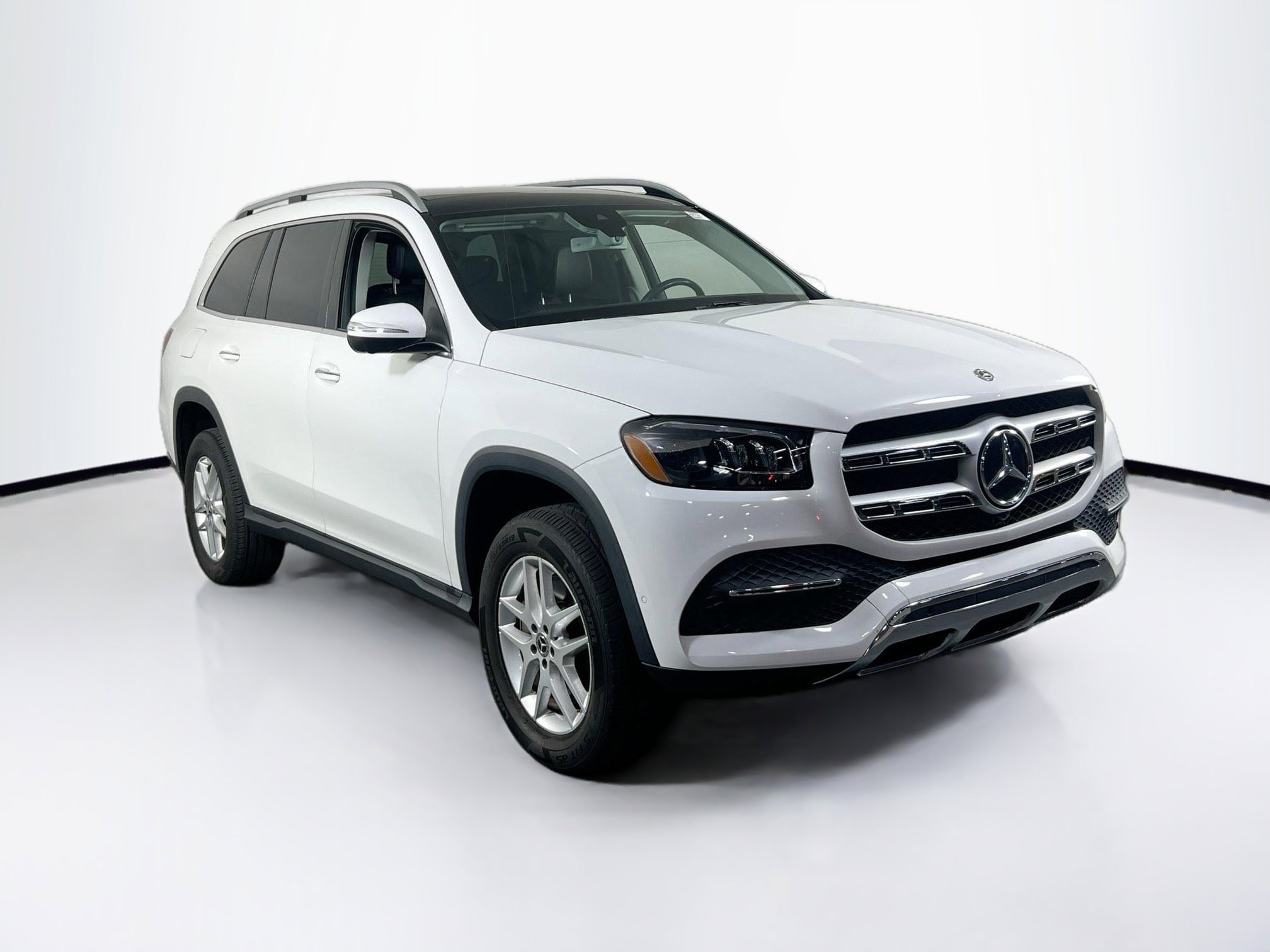Used 2020 Mercedes-Benz GLS 450 4MATIC w/ Convenience Package image 3