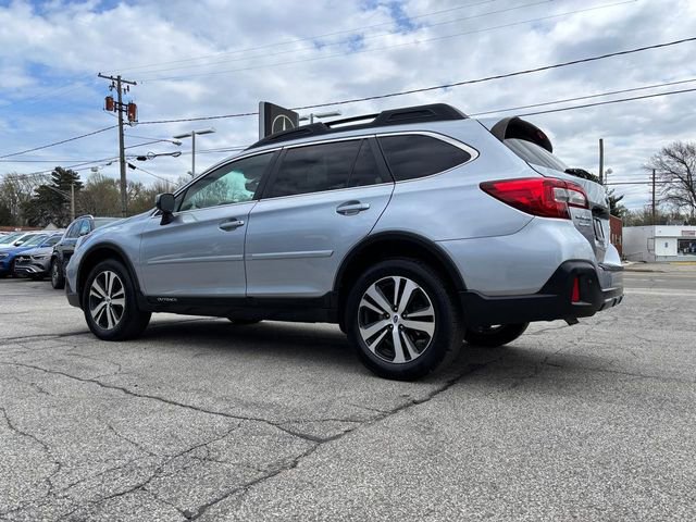 Used 2019 Subaru Outback 3.6R Limited AWD/4WD image 6