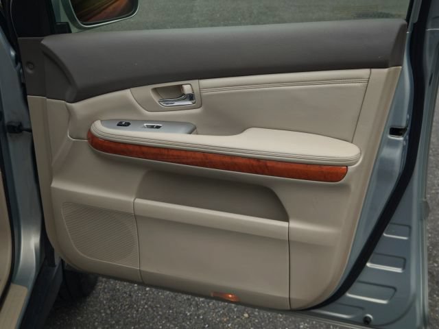 Used 2004 Lexus RX 330 AWD image 21