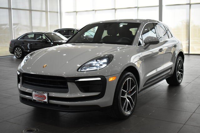 Used 2022 Porsche Macan S image 8