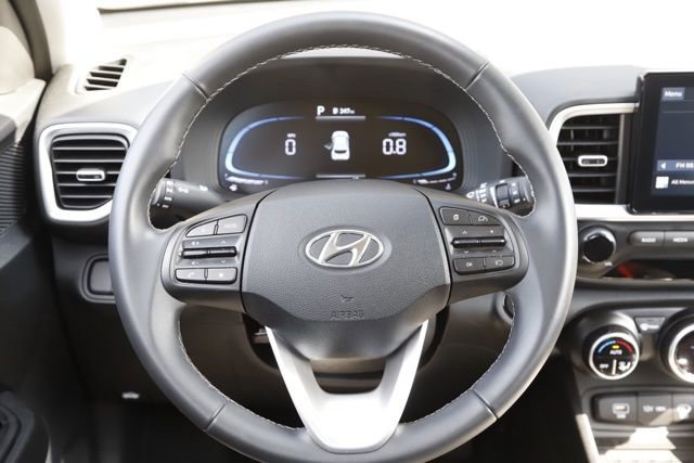 Certified 2026 Hyundai Venue SEL FWD image 18