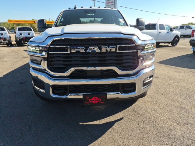 New 2026 RAM 3500 Tradesman w/ Chrome Appearance Group image 13