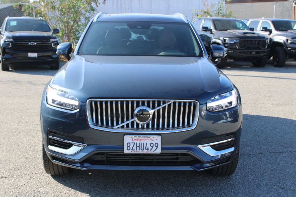 Used 2022 Volvo XC90 T8 Inscription Expression AWD/4WD image 2