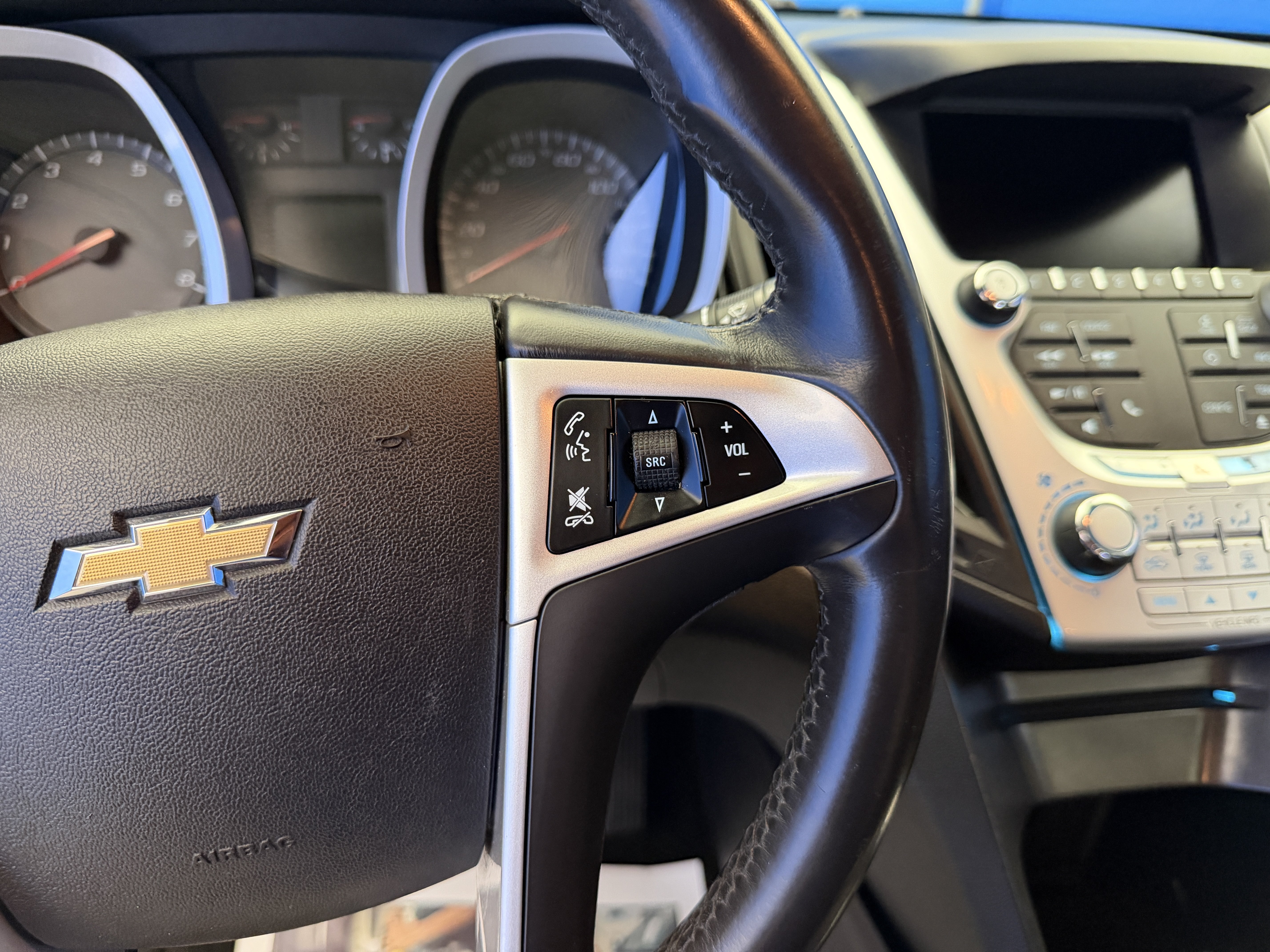 Used 2015 Chevrolet Equinox LT w/ Driver Convenience Package FWD image 16