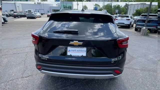 New 2026 Chevrolet Trax LT w/ Driver Confidence Package FWD image 9