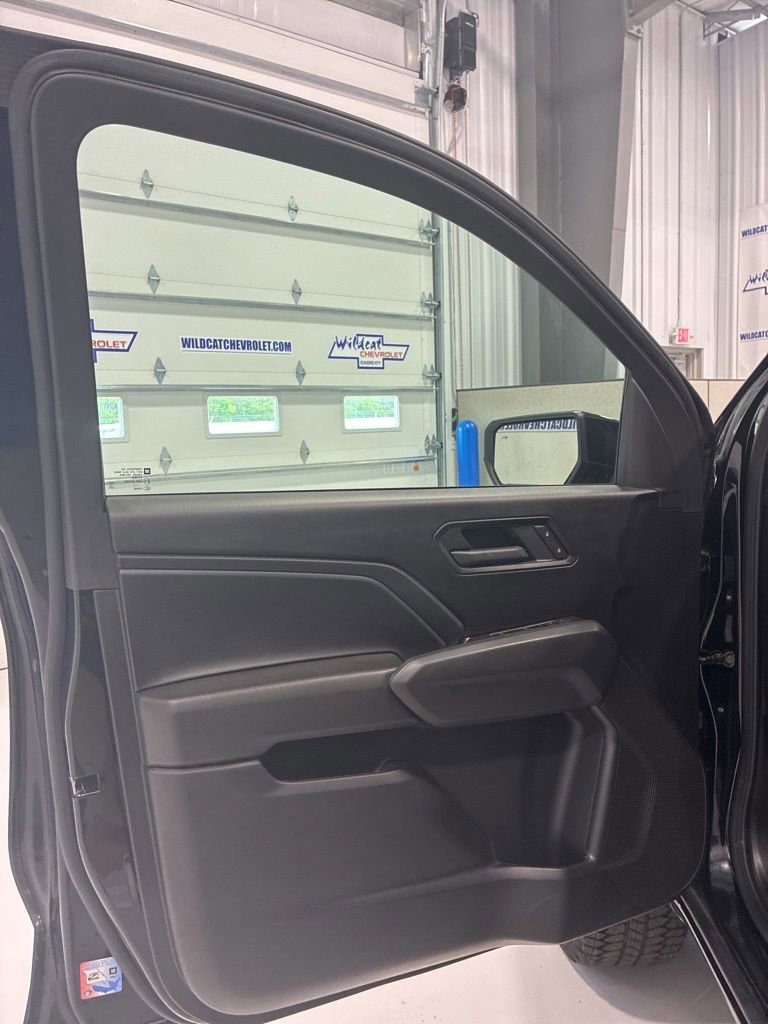 New 2025 Chevrolet Colorado Trail Boss w/ Midnight Edition AWD/4WD image 20