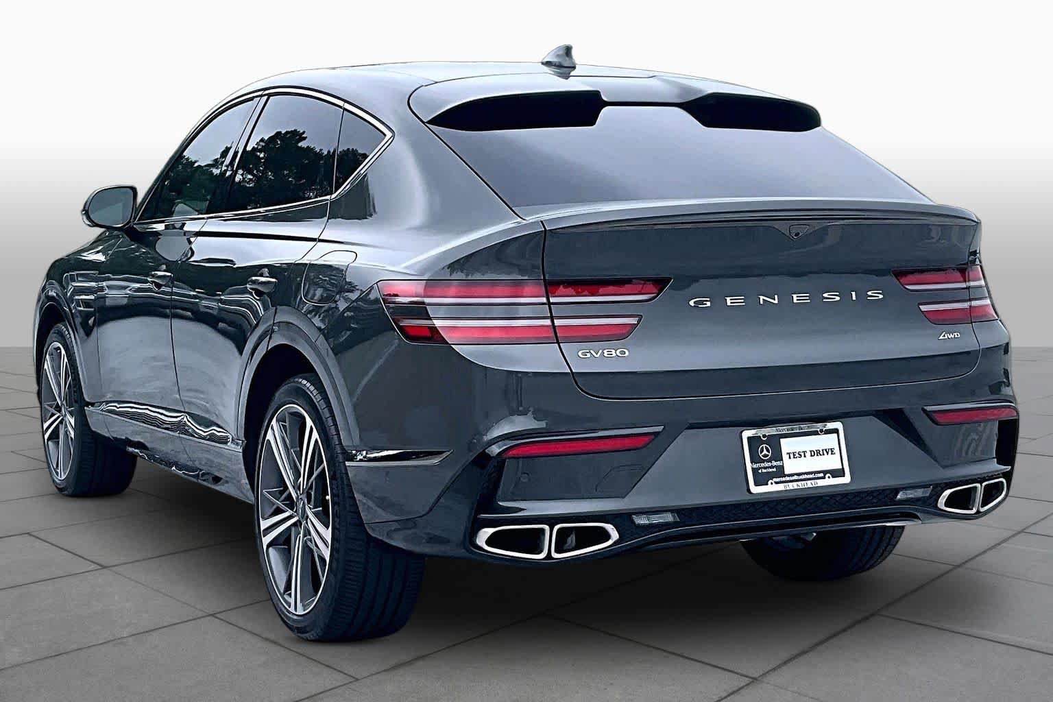 Used 2025 Genesis GV80 3.5T e-SC AWD/4WD image 12