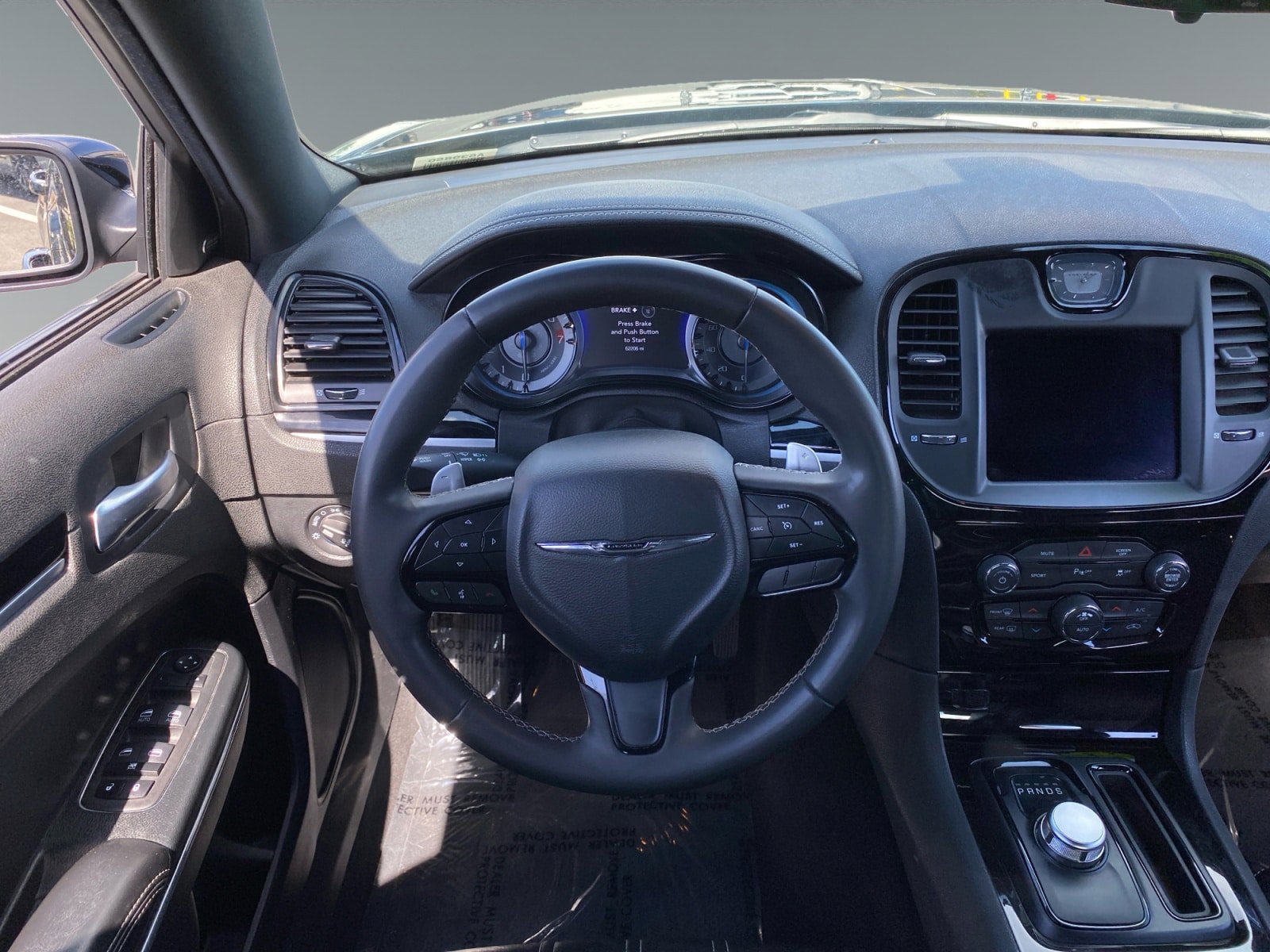 Used 2023 Chrysler 300 S RWD image 12