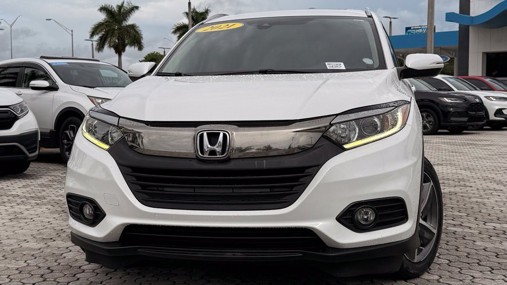 Used 2021 Honda HR-V EX image 2
