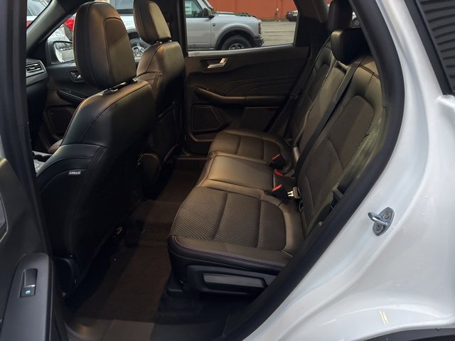 New 2025 Ford Escape ST-Line image 30