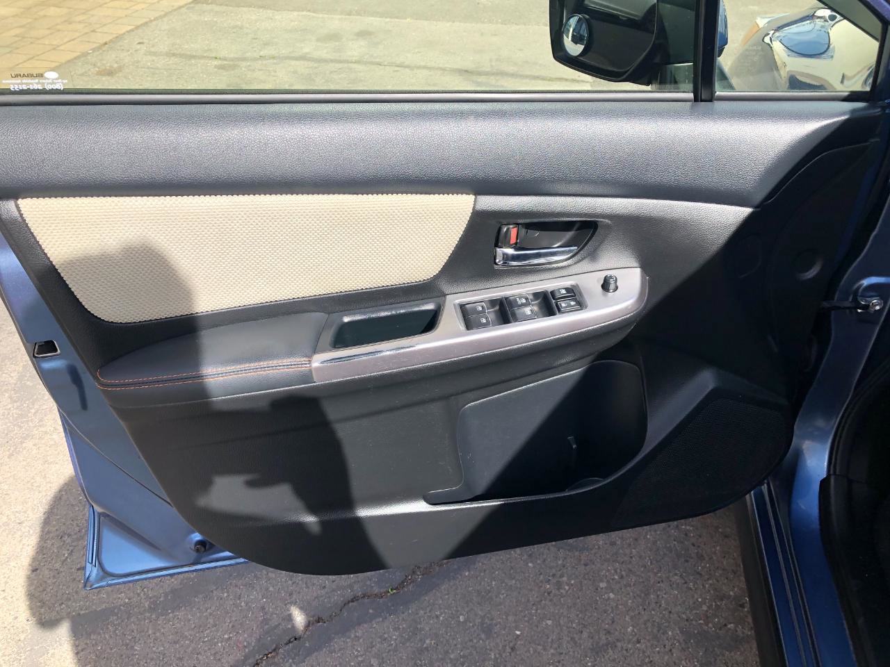 Used 2017 Subaru Crosstrek 2.0i Premium AWD/4WD image 11