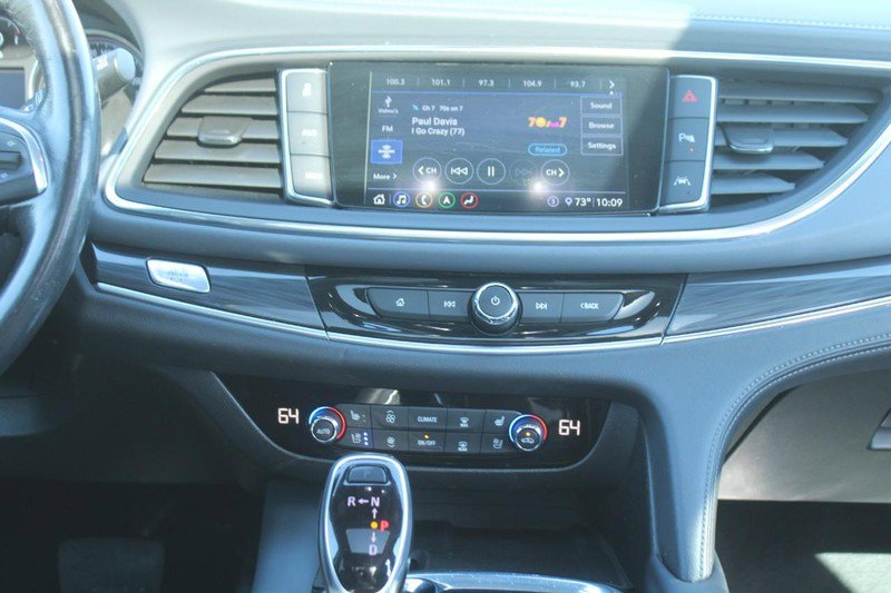 Used 2021 Buick Enclave Premium w/ Experience Buick Package image 16