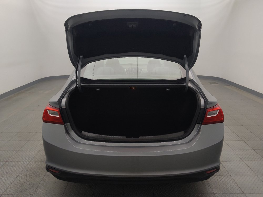 Used 2023 Chevrolet Malibu LS FWD image 29