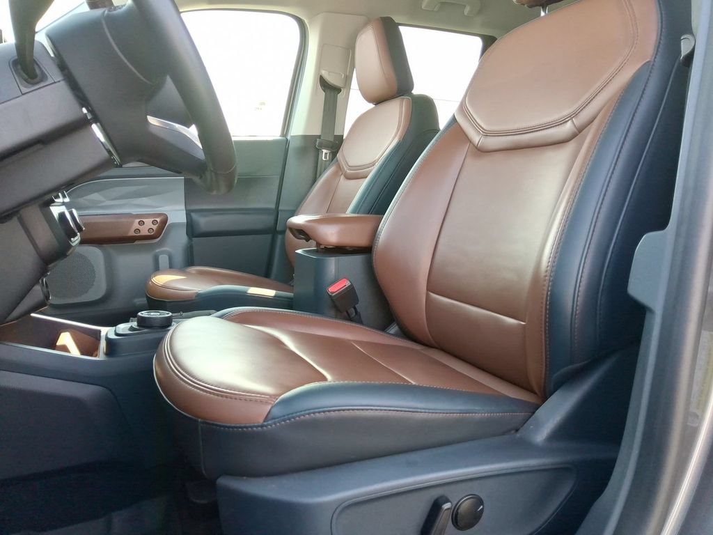Used 2024 Ford Maverick Lariat AWD/4WD image 12