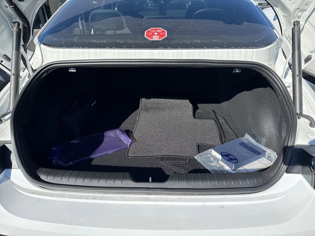 New 2025 Hyundai Ioniq 6 Limited image 48