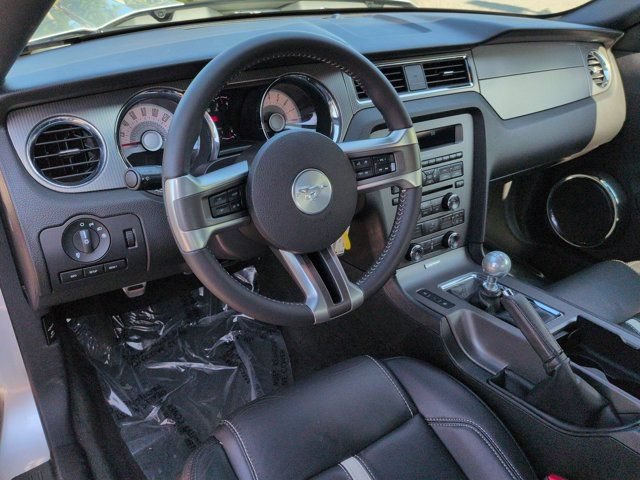 Used 2012 Ford Mustang GT Premium w/ Comfort Pkg RWD image 14