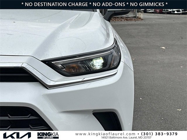 Used 2024 Toyota Grand Highlander XLE image 28