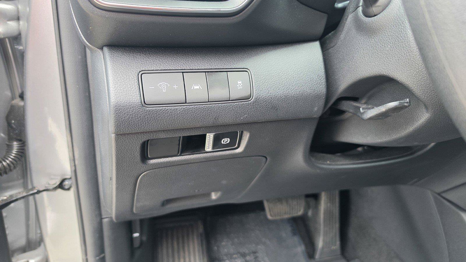 Used 2023 Hyundai Santa Fe SE AWD/4WD image 21