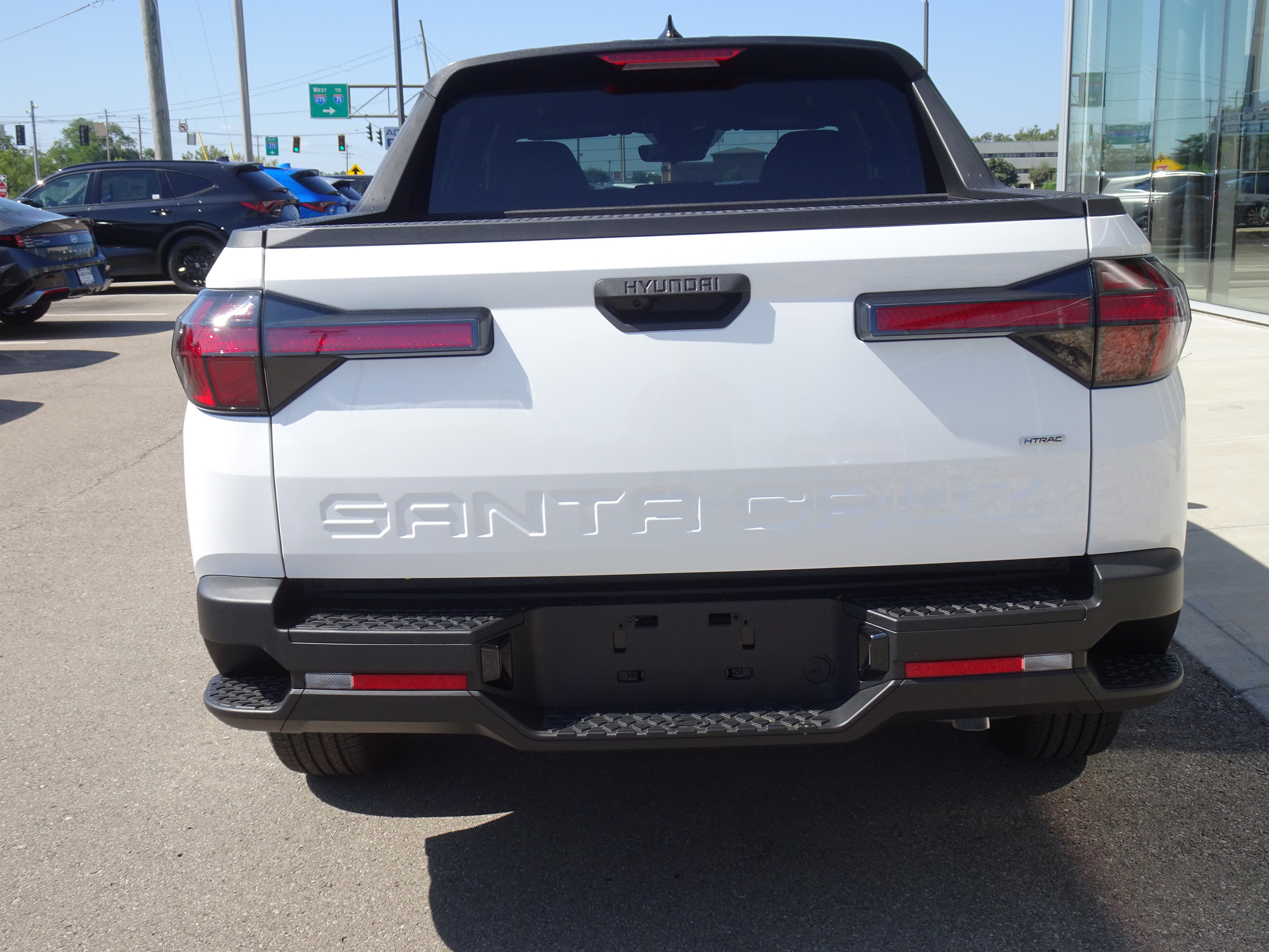 New 2027 Hyundai Santa Cruz SE AWD/4WD image 4