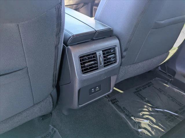 Used 2022 Nissan Rogue SV image 16