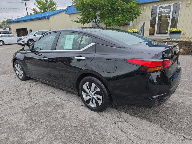 Used 2024 Nissan Altima 2.5 S image 5